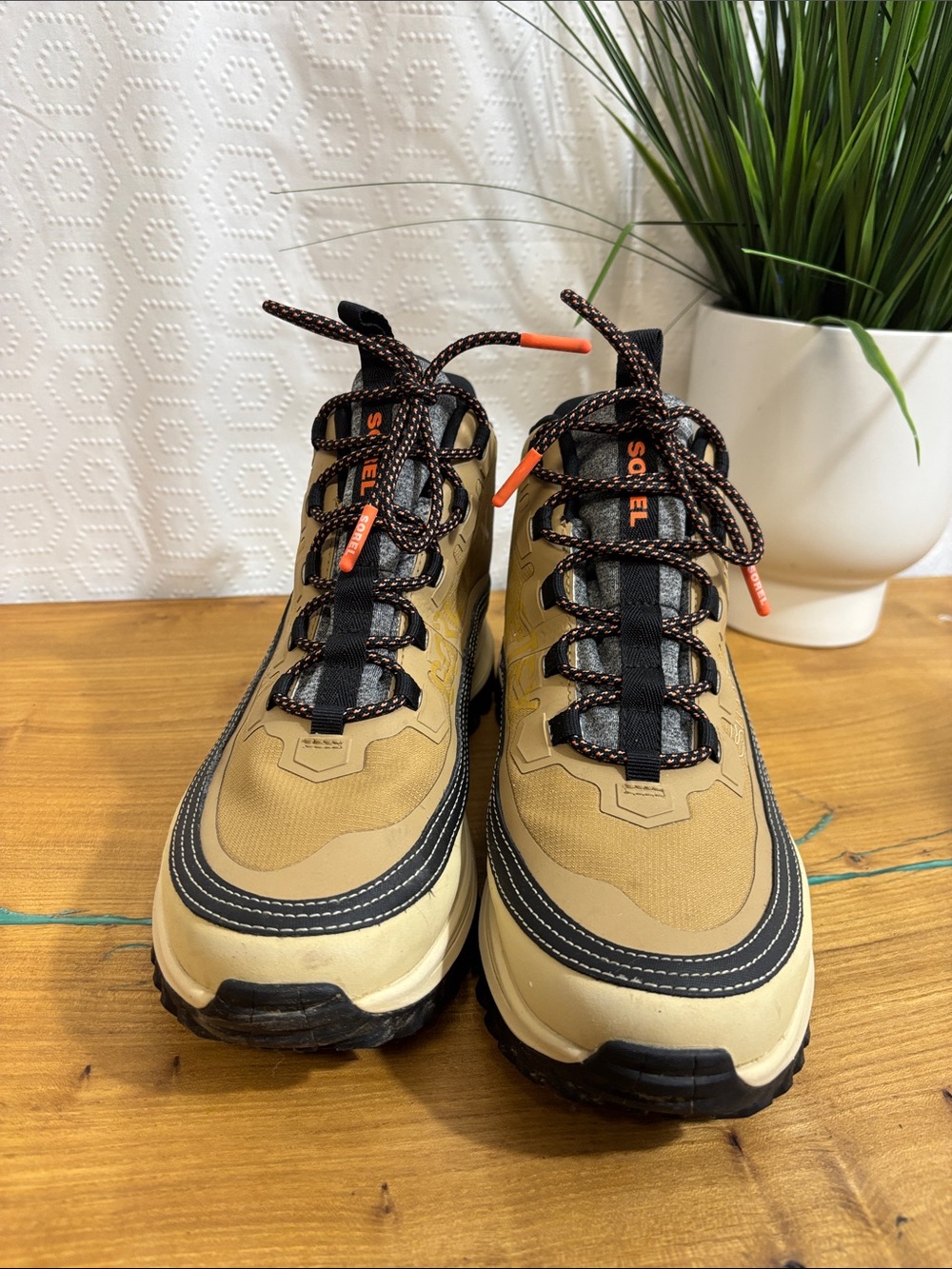 Sorel CALLSIGN HORIZON™ MID GTX Men's Waterproof Sneaker size 10 - Picture 3 of 8